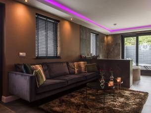 Pure Verwennerij: Superluxe Suites metBubbelbad en Priv&eacute; Sauna vlak bij Den Bosch