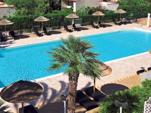 Calanica Resort