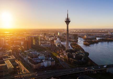 Stedentrip naar de historische binnenstad Düsseldorf incl. NS treinretour