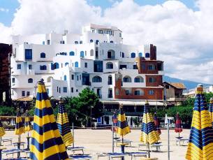 8 daagse vliegvakantie naar Chincherini Holiday Sporting Baia in giardini naxos, italie