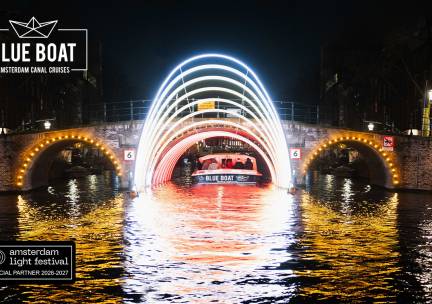 Rondvaart (90 min) door Amsterdam tijdens Amsterdam Light Festival