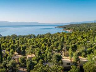 8 daagse vliegvakantie naar Aminess Gaia Green Villas in njivice, kroatie