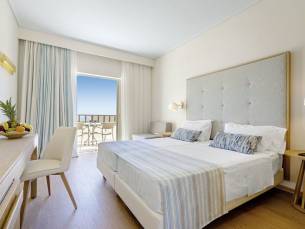 Pilot Beach Resort