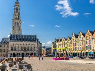 FLASHDEAL! ⚡ Verblijf in een 4*-hotel in de historische & sfeervolle stad Arras in Noord-Frankrijk incl. ontbijt, 2-gangendiner, late check-out & GRATIS parkeren!