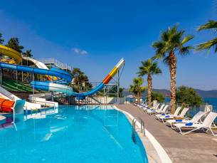 Blue Dreams Resort