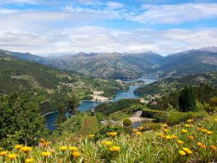 Fly-drive Cook, Wine & Dine in Minho & Douro