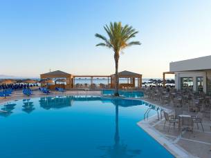 Avra Beach Resort Hotel & Bungalows