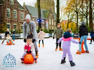 ijsbaan, incl. schaatshuur Wintervillage Laren of Amstelveen