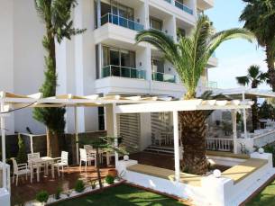 Supreme Beach Hotel