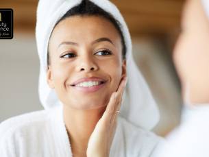 Gezichtsbehandeling (45-55 min) of microdermabrasie