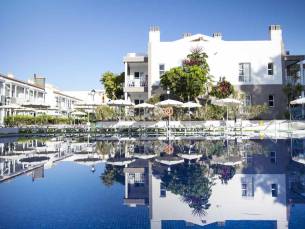 Coral Compostela Beach Golf