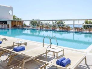 Kamari Beach Hotel