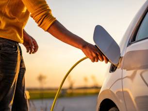 Parkeren incl. elektrisch opladen bij Schiphol