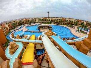 Regency Plaza Aqua Park & Spa Resort