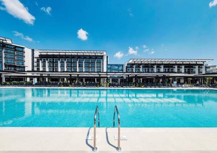 Voya Beach Resort
