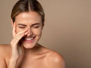 Gezichtsbehandeling naar keuze (30, 60 of 70 min)