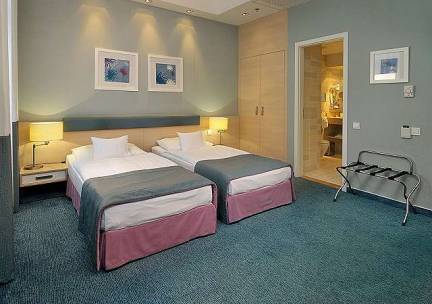 Atrium Fashion Hotel