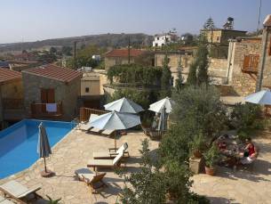 Eveleos Country House