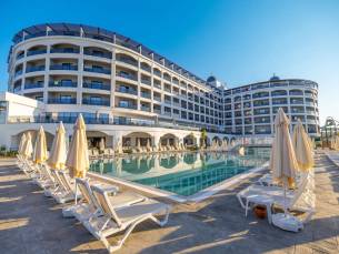 Side Moon Palace Hotel
