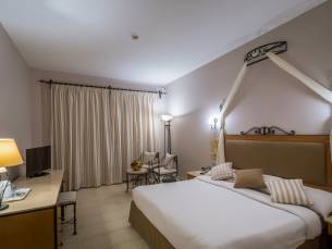 Sunny Days El Palacio