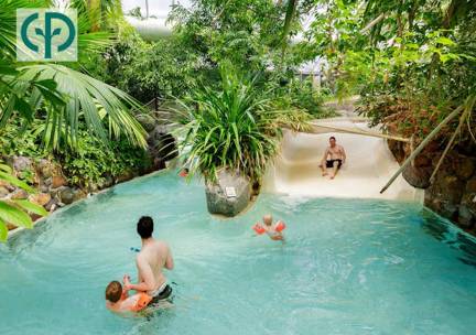 Dag zwembad Aqua Mundo in Center Parcs Het Meerdal