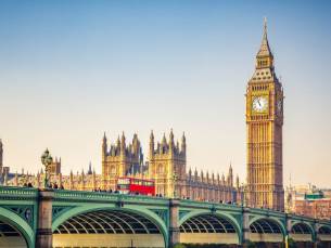 Ontdek de Engelse hoofdstad Londen vanaf een toplocatie nabij de metro incl. vlucht en ontbijt