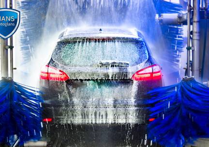 Luxe autowasbeurt bij Hans Autoglans