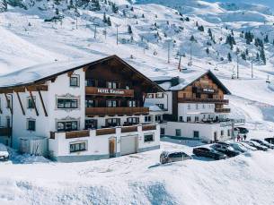 Sporthotel Enzian