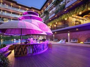 The Crystal Luxury Bay Resort