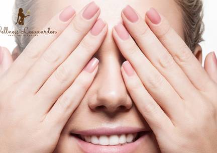 Mini-manicurebehandeling + gellak of BIAB of acryl