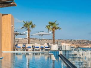 Zonnig genieten op Malta, in een 4*-hotel met ROOFTOP INFINITY POOL incl. vlucht & transfer! Optioneel ontbijt of o.b.v. halfpension