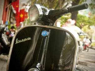 Street food tour Saigon per Vespa