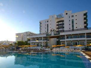 Heerlijke zonvakantie op Gran Canaria ☀️ STUDIO in een modern hotel met zwembad + bar & nabij het strand!