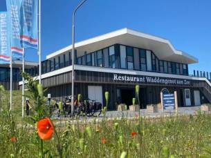 KIDS FOR FREE ⚡️ Familievakantie in Pieterburen incl. ontbijt, welkomstdrankje, uitgebreide wellness & gratis speelplezier voor de kids!