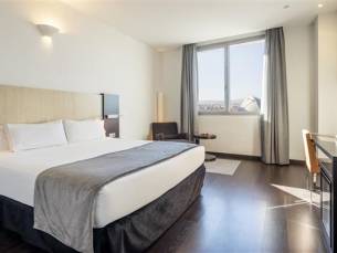 Hotel Ilunion Aqua 4