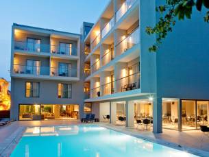 Oktober Downtown Boutique Hotel