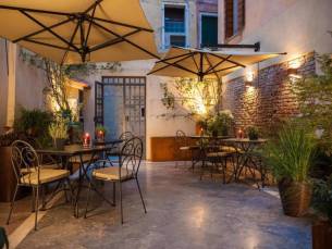 Hotel Liassidi Wellness Suites