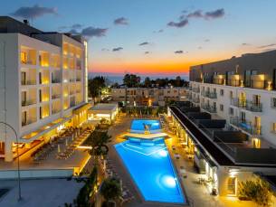 Anemi Hotel en Suites