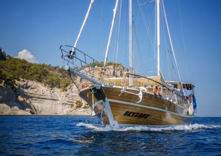 Blue Cruise & Side Star Park