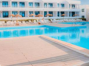 8 daagse vliegvakantie naar Beach Club Menorca in son parc, spanje