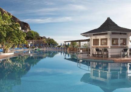 Mog&aacute;n Princess & Beach Club