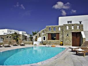 Paolas Τown Hotel
