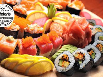 Afhalen: sushibox (30, 32 of 50 stuks) bij 't Neelder Heukske