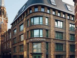 ???? GLOEDNIEUW 4*-boetiekhotel in hartje Den Haag nabij Scheveningen incl. GRATIS kop soep bij aankomst