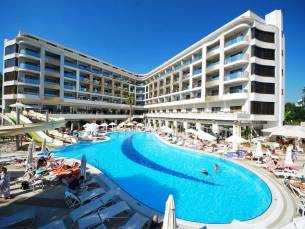 Hotel Golden Rock Beach