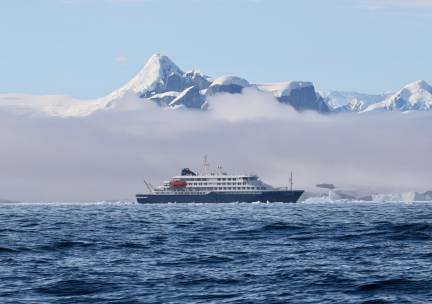 Expeditiecruise Antarctica per m/v Hondius