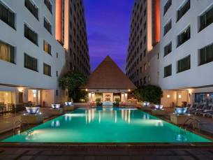 Twin Towers Hotel
