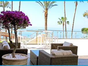 Poseidonia Beach Hotel