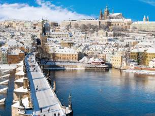 Modern 4*-hotel in het hart van Praag incl. vlucht en ontbijt