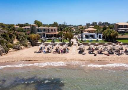 Plaka Beach Resort